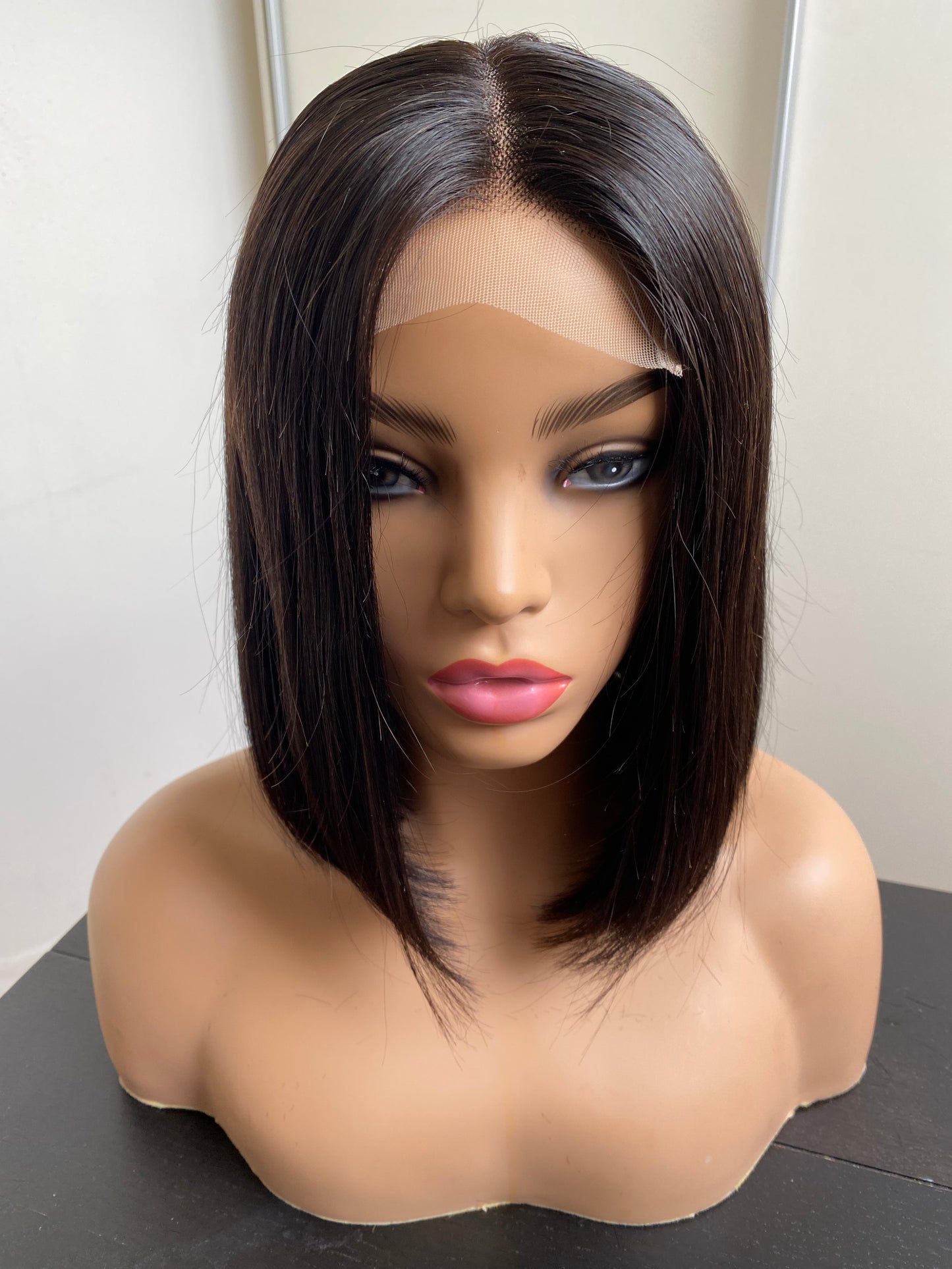 10” Middle Part Bob Wig