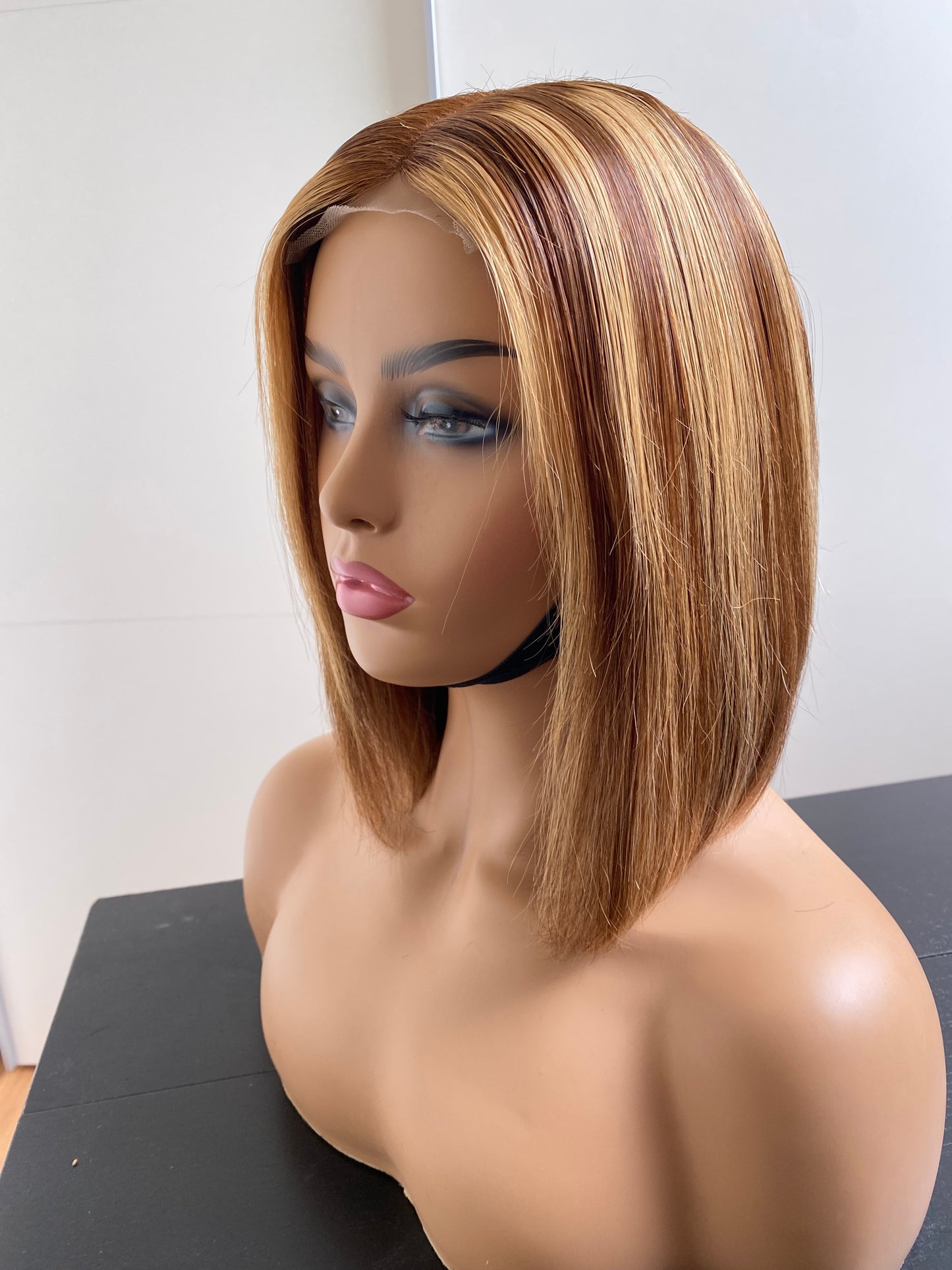 10" Bob Highlights Wig