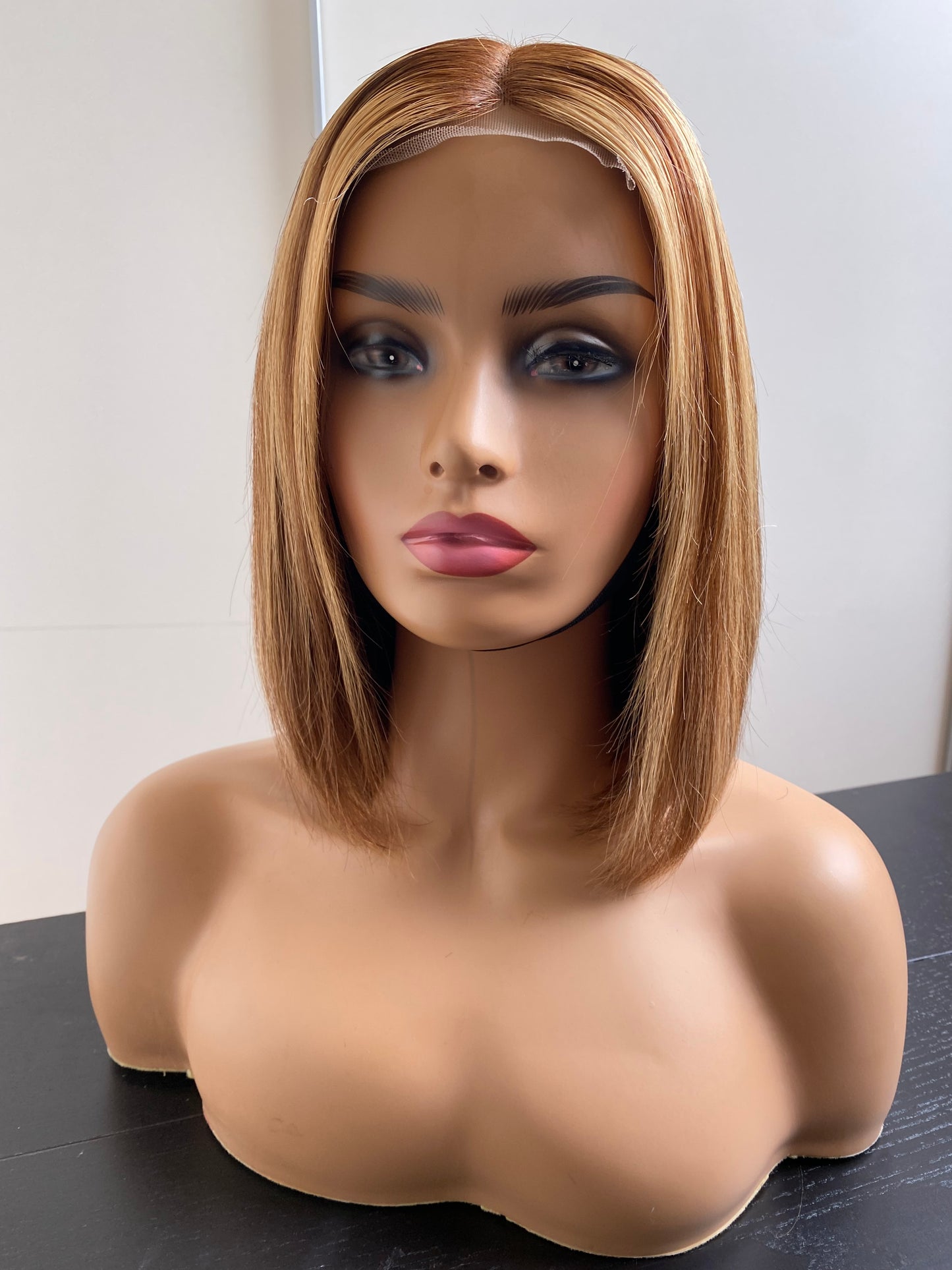 10" Bob Highlights Wig