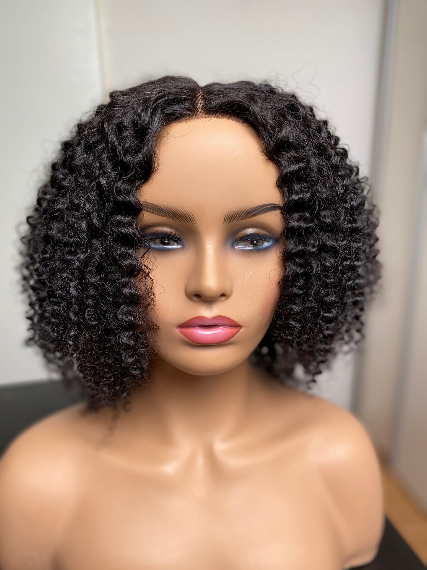 8″ Kinky Curls